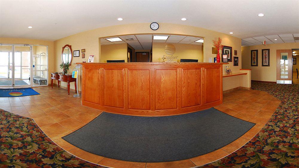 Comfort Inn Story City Екстериор снимка