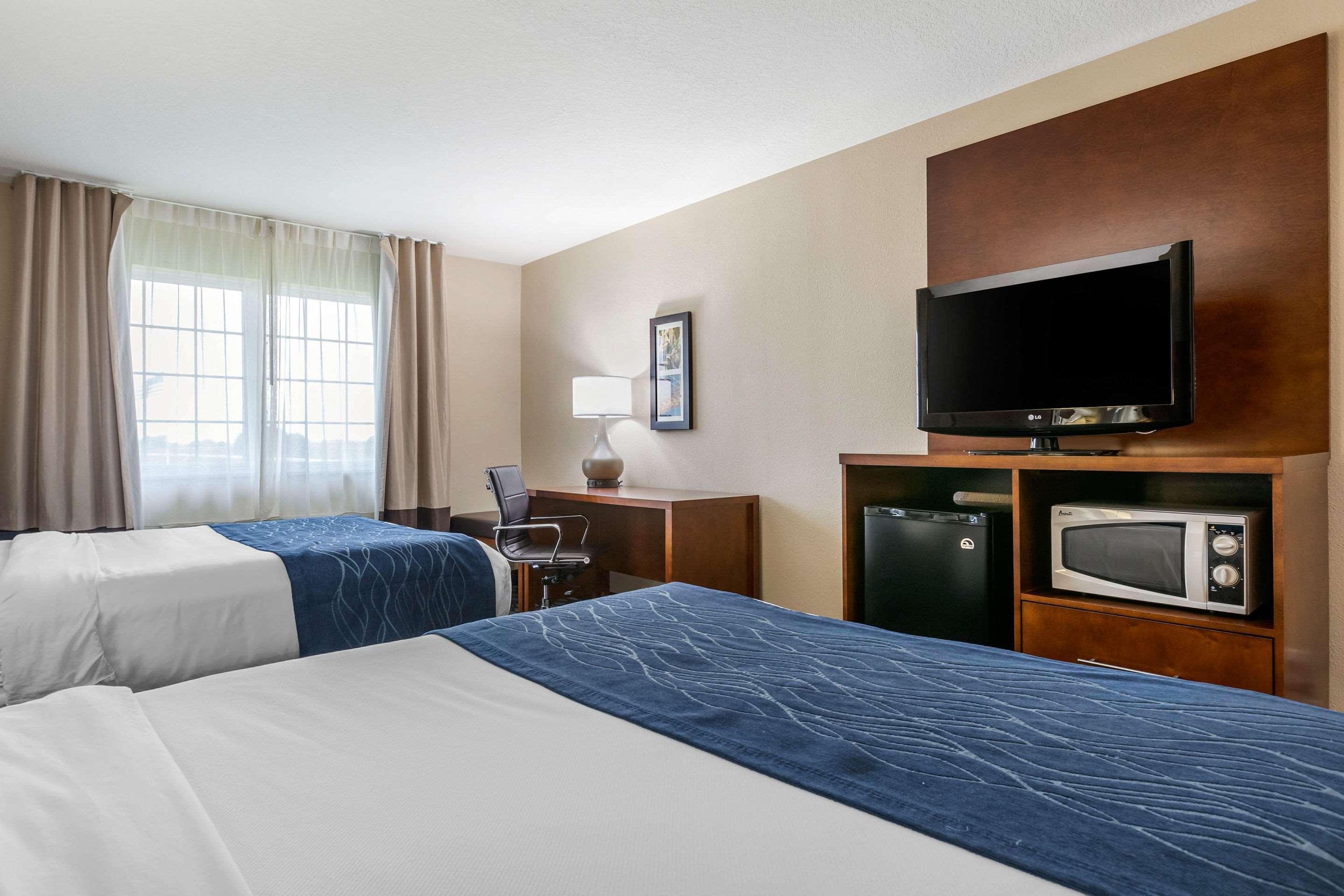 Comfort Inn Story City Екстериор снимка