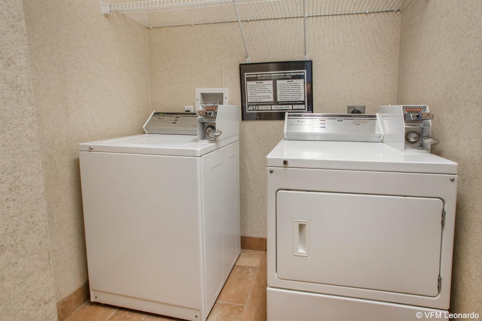 Comfort Inn Story City Екстериор снимка