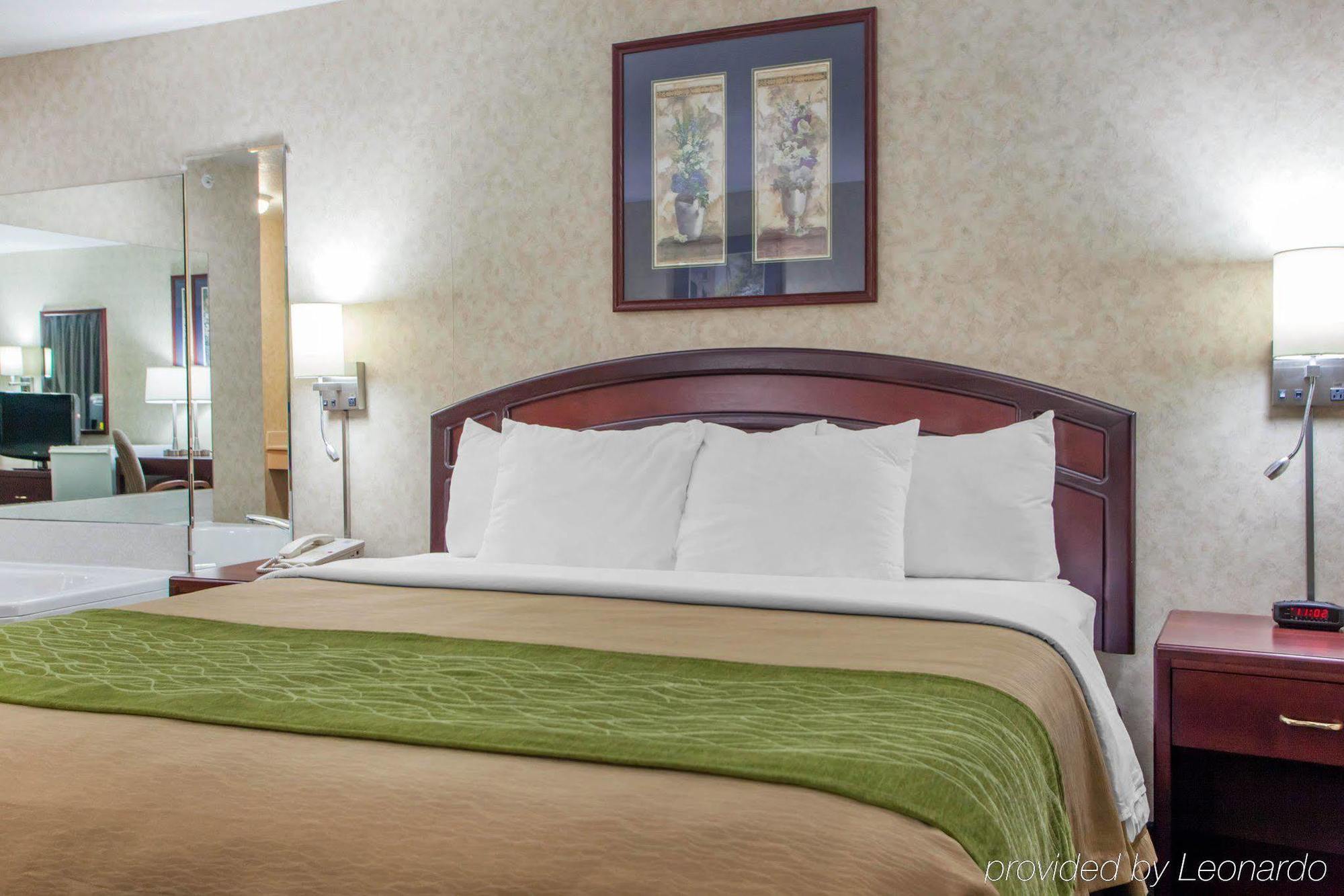 Comfort Inn Story City Екстериор снимка